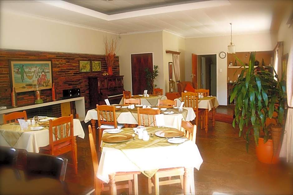 Amper Bo Guest House