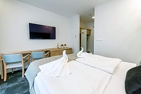 King Room with Mountain View