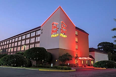 Red Roof PLUS+ Boston - Woburn/Burlington