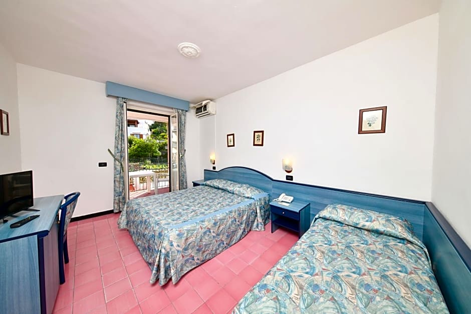 Fortuna Beach - Seaside Hotel