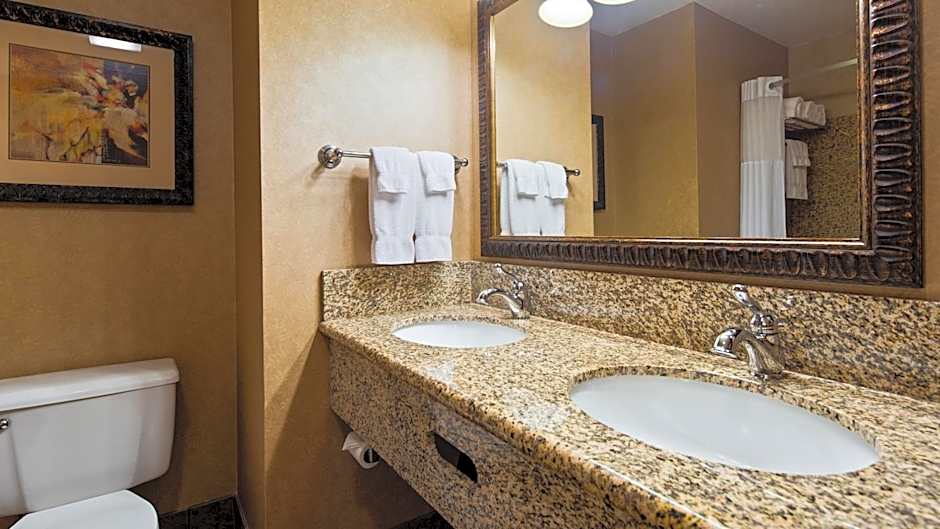 Lloyd Hotel Astoria Bayfront, an Ascend Collection Hotel