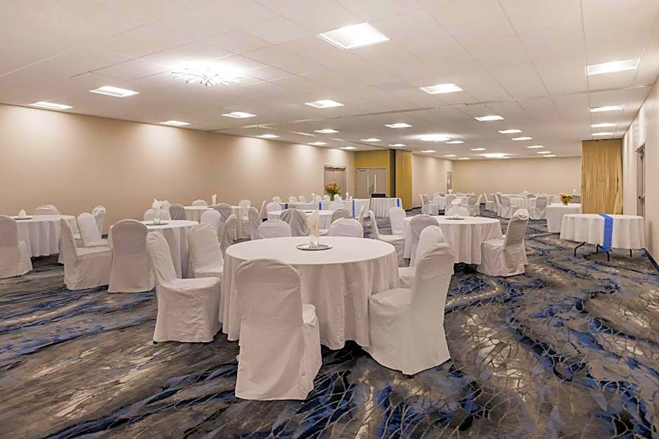 Clarion Pointe Sylva near Cherokee Area