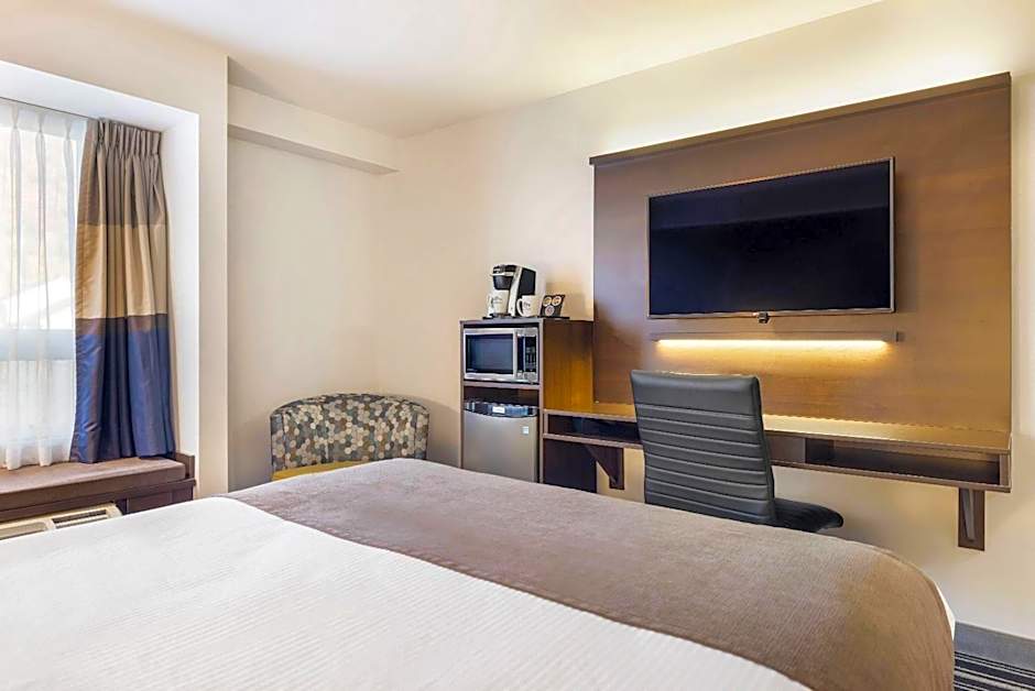 Microtel Inn & Suites by Wyndham Mont Tremblant