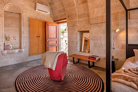 Stone Deluxe Room with Mountain View