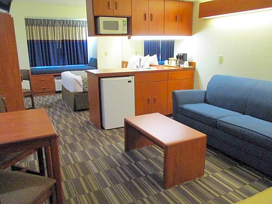 Microtel Inn & Suites by Wyndham Inver Grove Heights/Minne