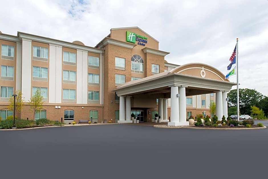 Holiday Inn Express and Suites Dickson City By IHG