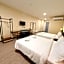 Pertama Lodge