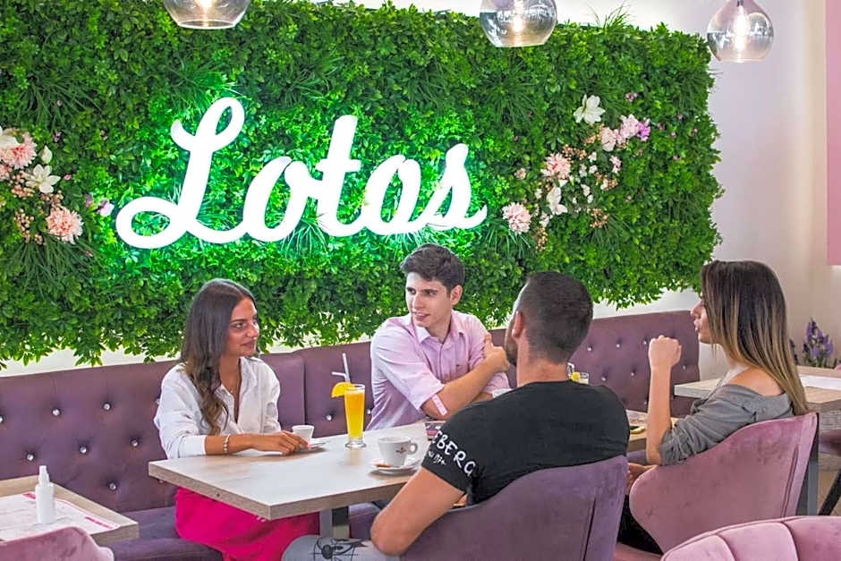 Garni Hotel Lotos