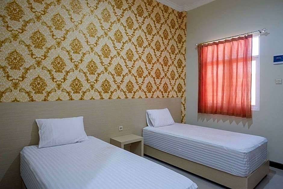 RedDoorz Plus @ Jl Pemuda Pati