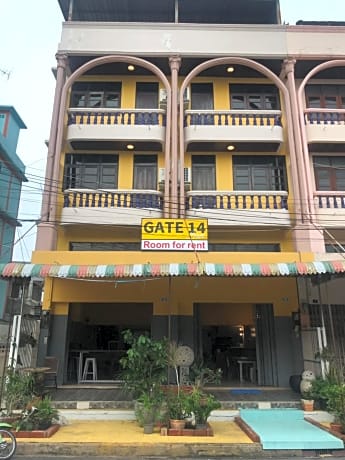 GATE 14 Inn