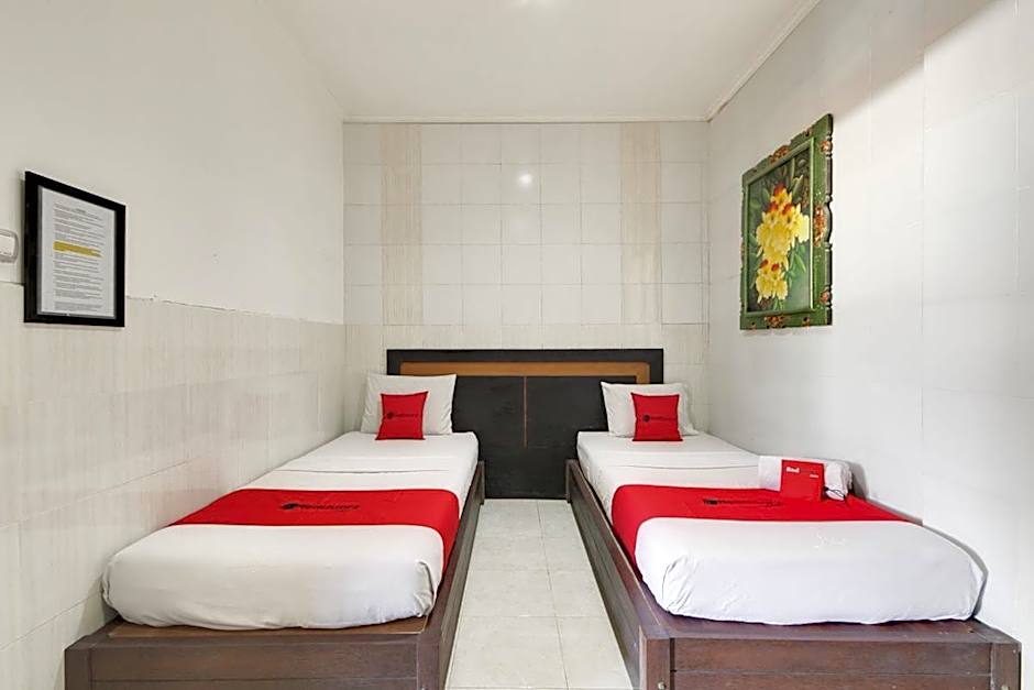RedDoorz near Stadion Kompyang Sujana Bali