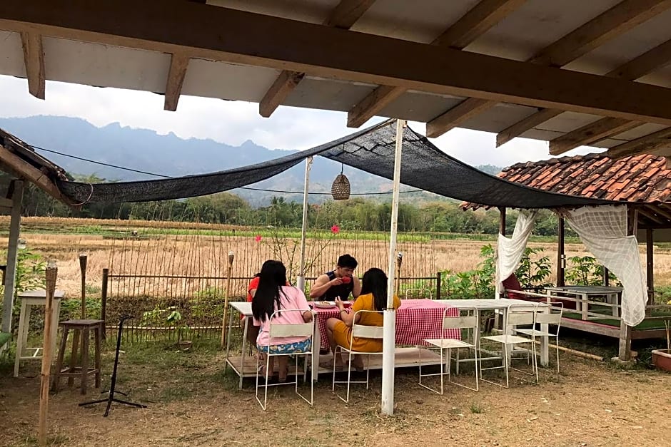 Borobudur Luxury Glamping