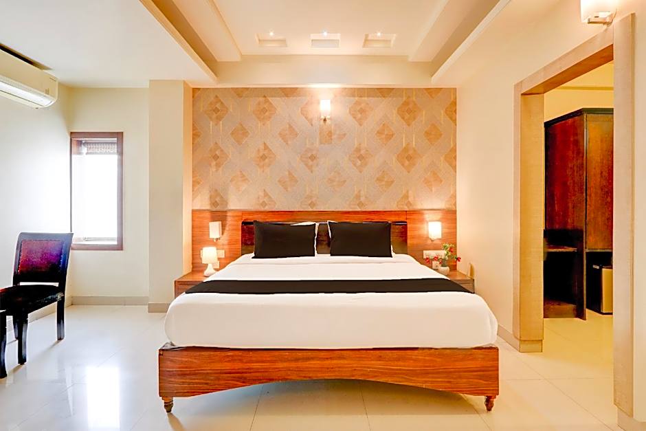 Super Townhouse Oak Madhapur Nera Regency