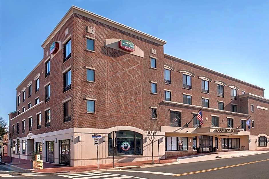 Courtyard by Marriott Fredericksburg Historic District