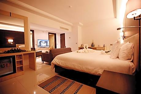 Presidential Suite with City View