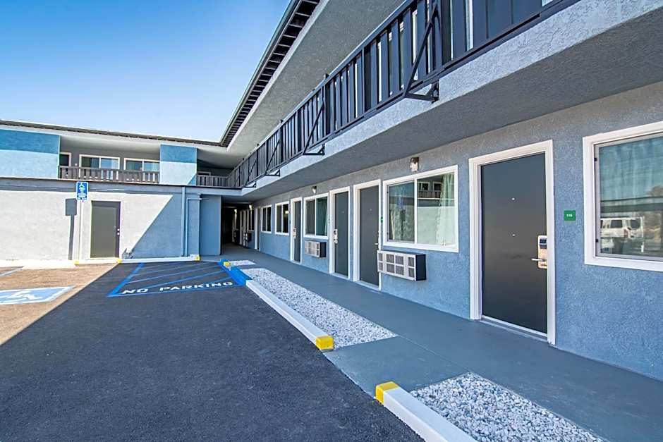 Motel 6 Ridgecrest, CA China Lake