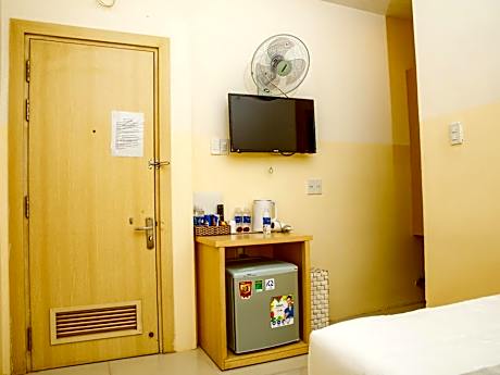 Standard Double Room - No Window