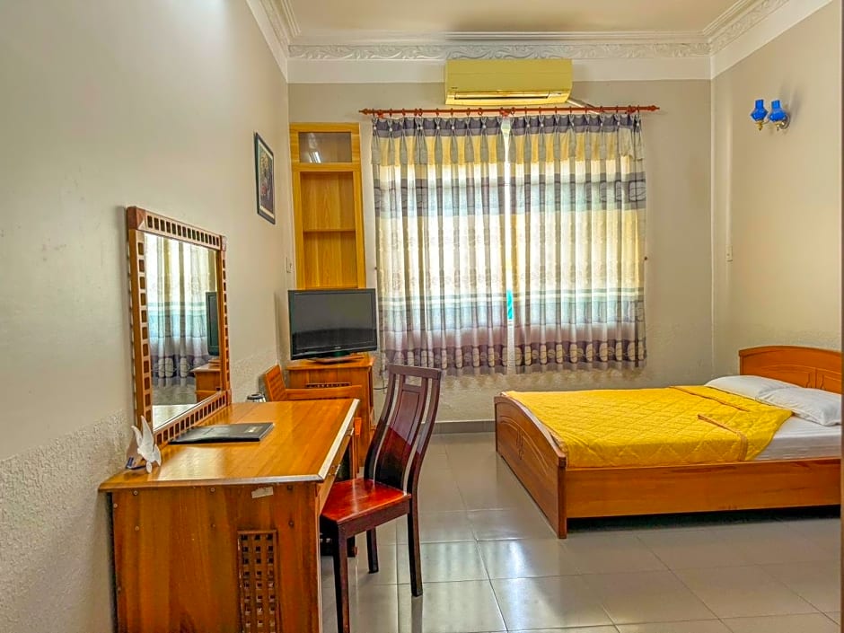 Hoa Binh 2 Hotel