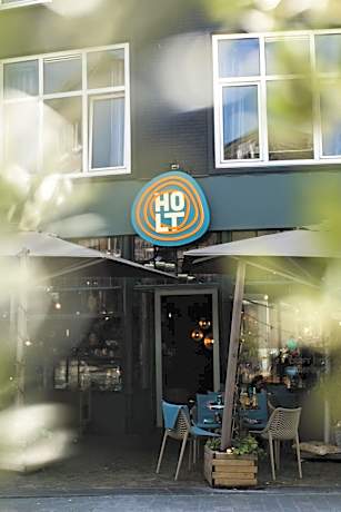 HOLT Hotel