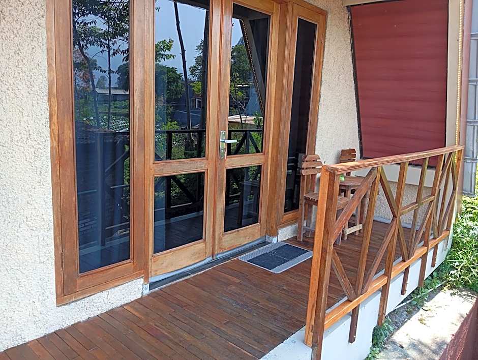 Agora Home