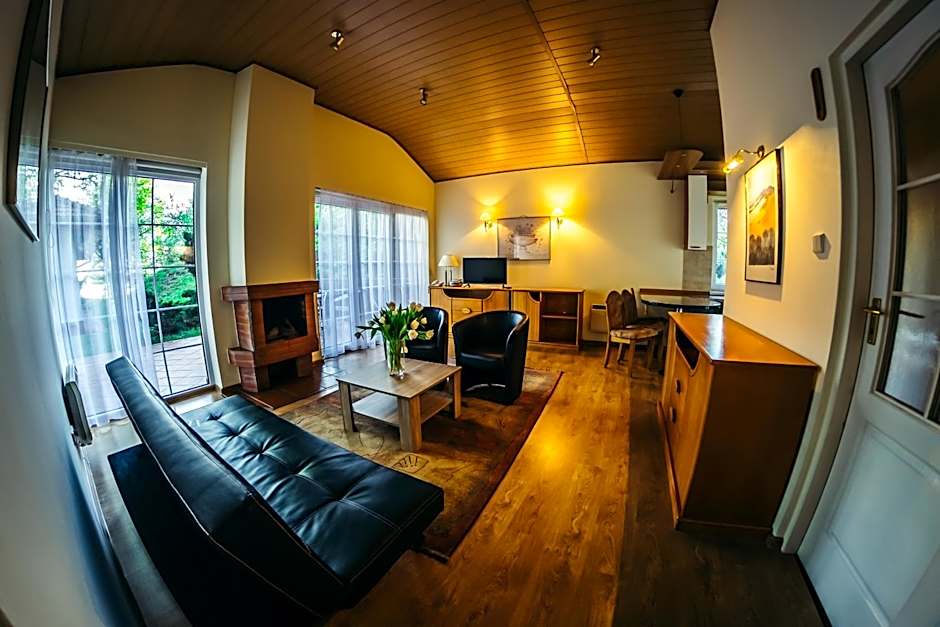 Ośrodek Szkoleniowo-Wypoczynkowy "Stodoły"