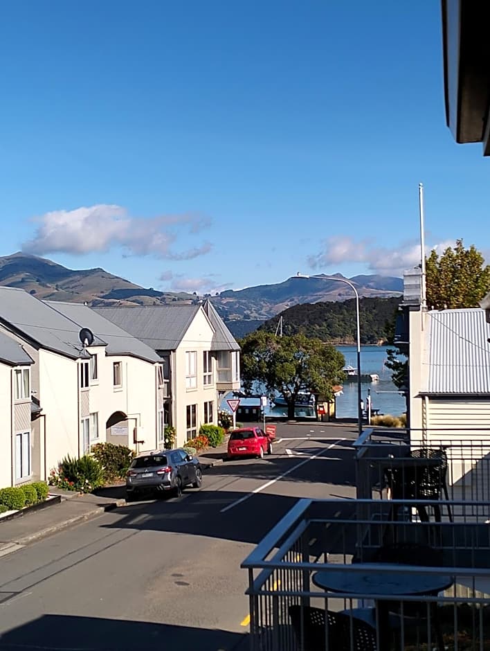 Akaroa Village Inn