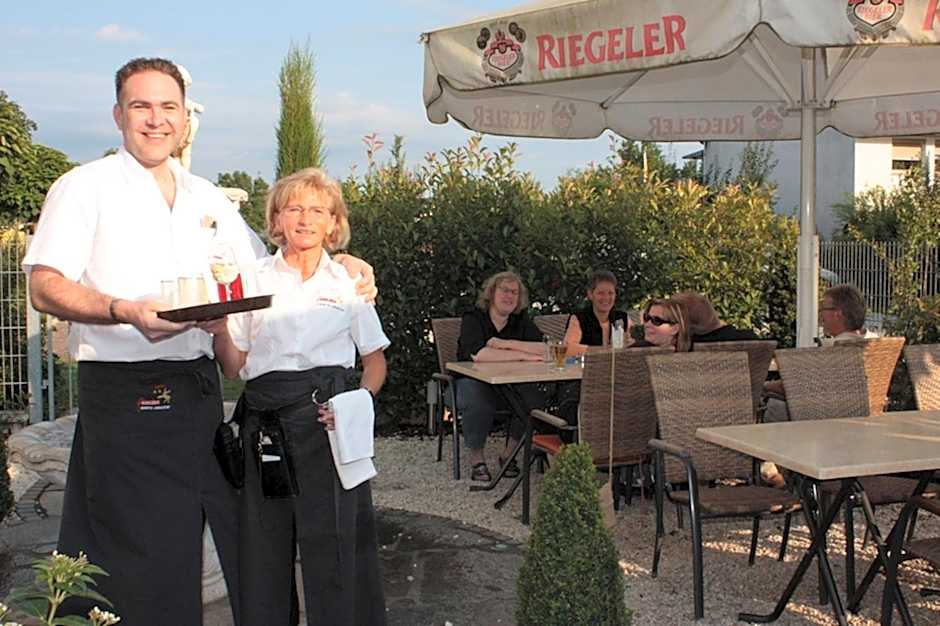 Hotel - Restaurant Hirschen - Werneths Landgasthof beim Europa- Park Rust