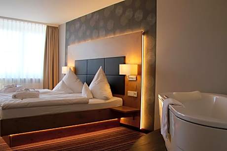 Deluxe Double Room with Balcony