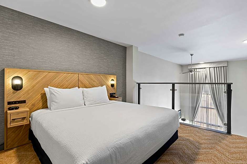 Sandman Hotel & Suites Calgary West