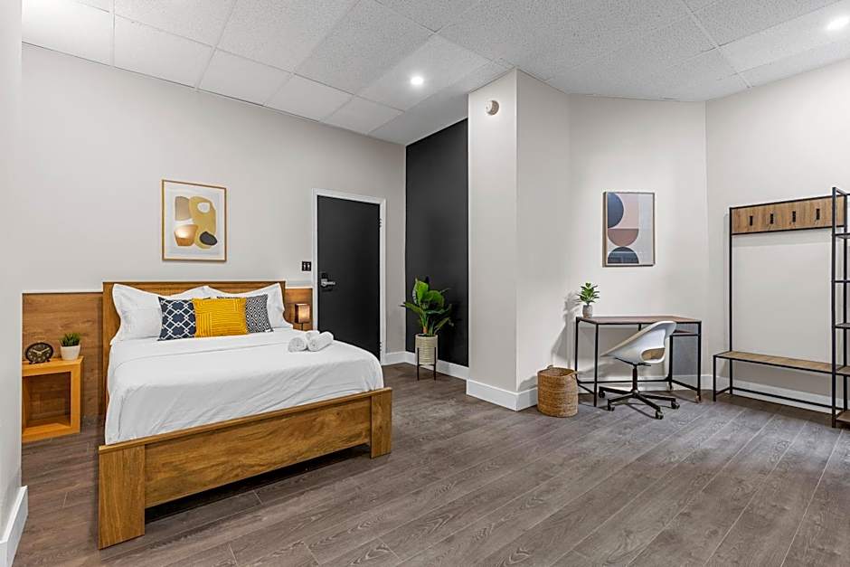 Le Sand & Stone Hotel