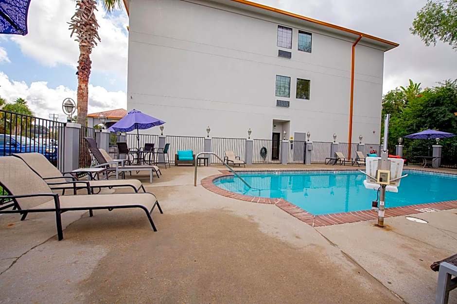 Comfort Suites Lafayette