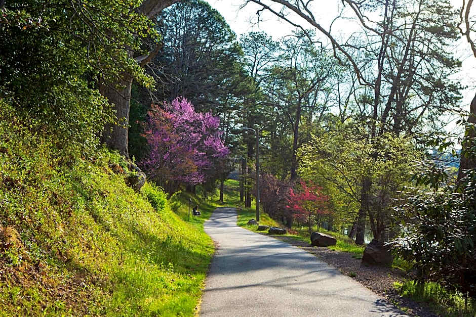 The Terrace Hotel at Lake Junaluska
