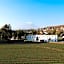 El LAGO HOTEL by Luoxo