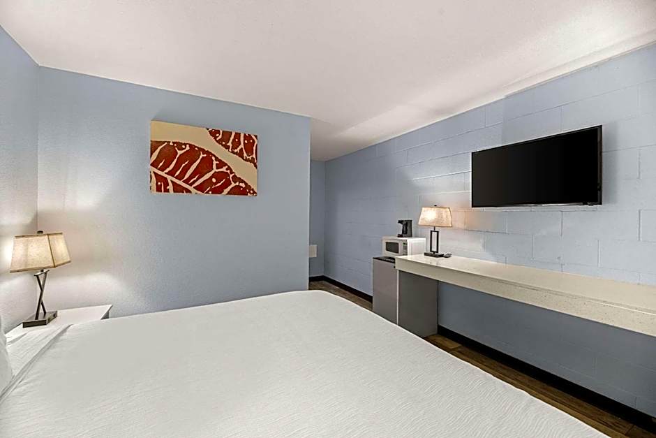 Rodeway Inn Midland South