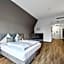 Home and CoLiving Bonn I Aparthotel