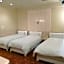Hotel Sha La La