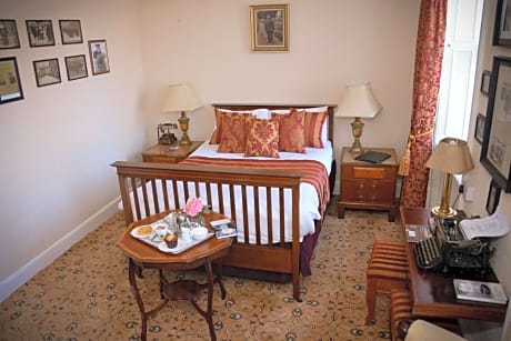 Standard Double Room (1 Double Bed)