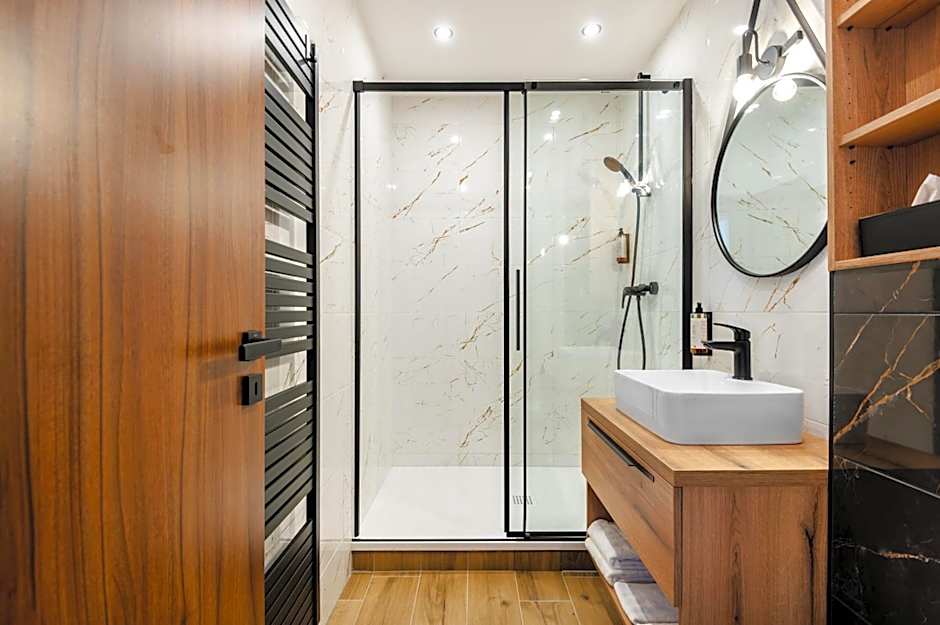 No 28 Rooms & Apartments