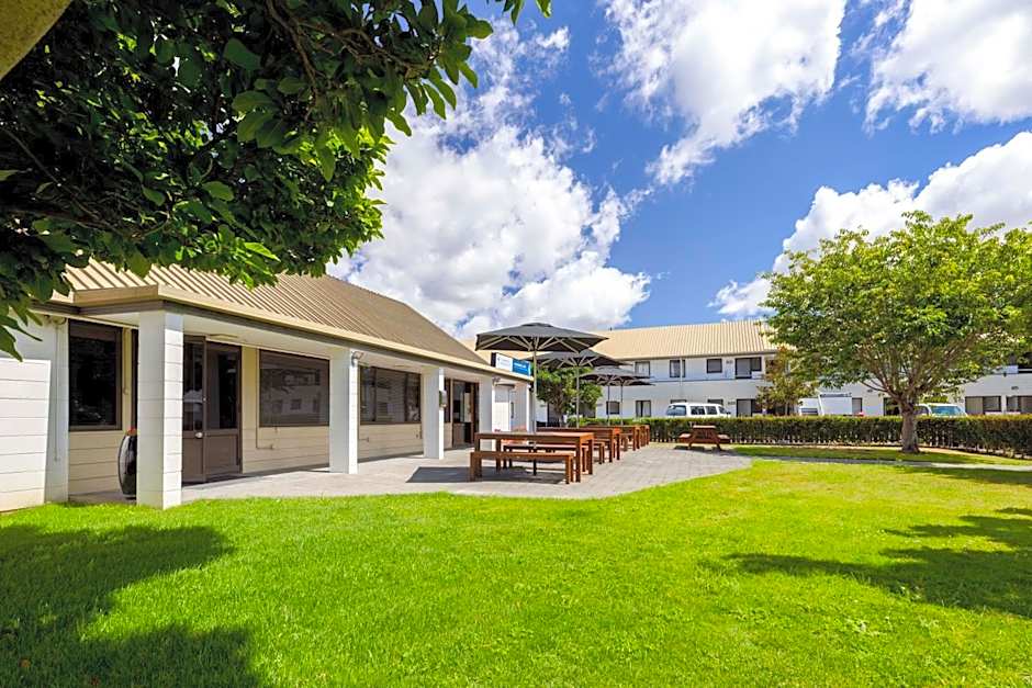 Airport Gateway Motor Lodge