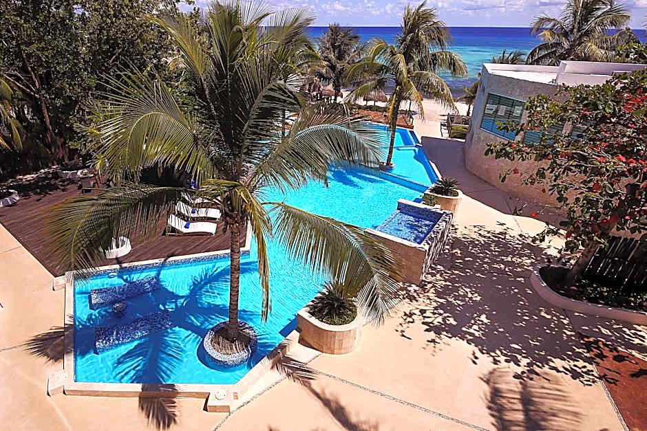 Le Reve by Mij - Beachfront Hotel