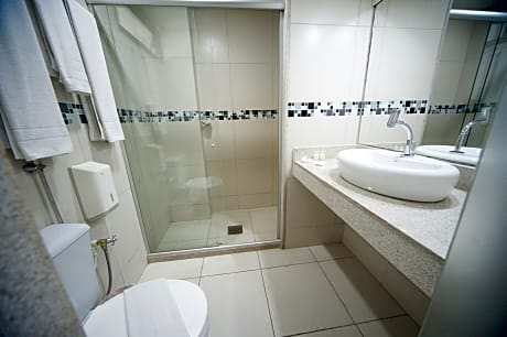 COUPLE TRIPLE STANDARD