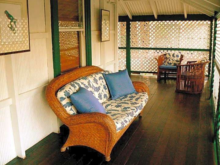 Pinctada McAlpine House