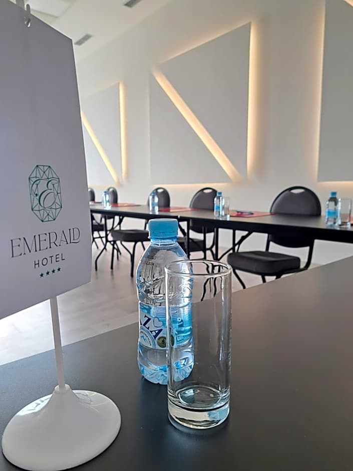 Hotel Emerald