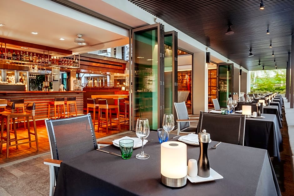 Twinpalms Surin Beach Phuket