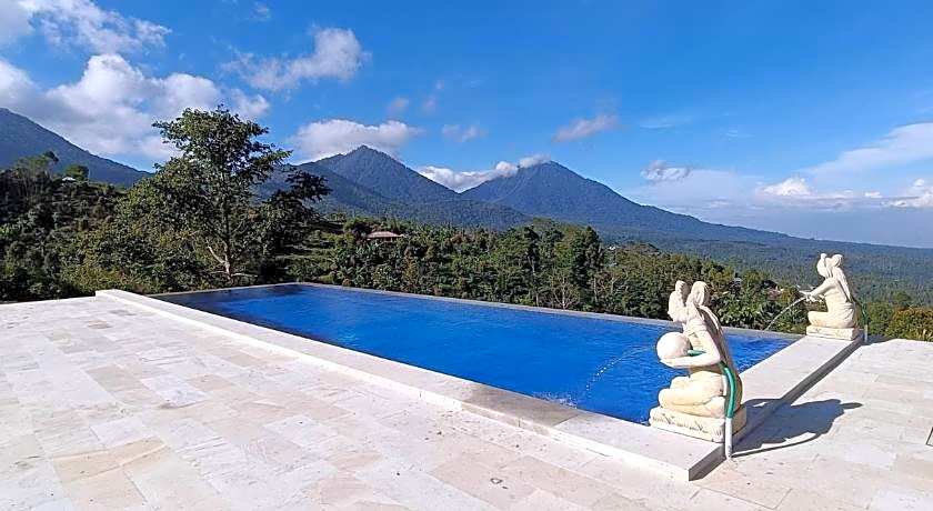 Camaradvipa Retreat Munduk