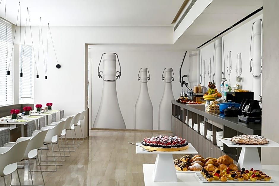 Hotel Glance In Florence