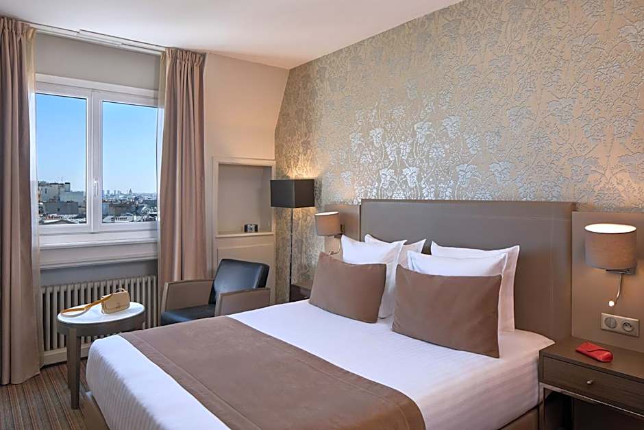 Timhotel Opera Blanche Fontaine