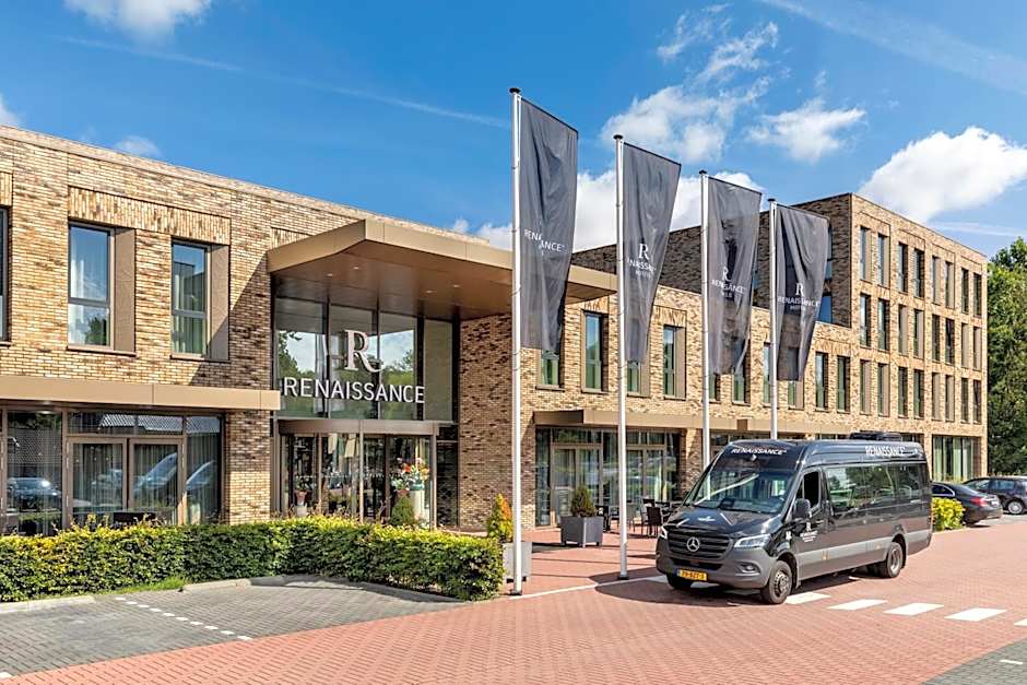 Renaissance by Marriott Amsterdam Schiphol Airport Hotel