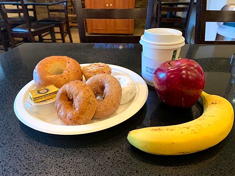 Ramada by Wyndham Portland