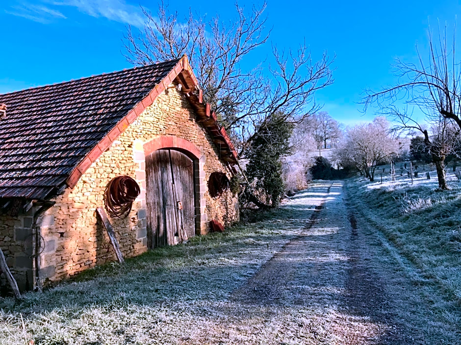 Les Cèdres du Linard, Chambres d'Hôtes B&B Near Lascaux, Montignac, Sarlat-la-Canéda, Dordogne